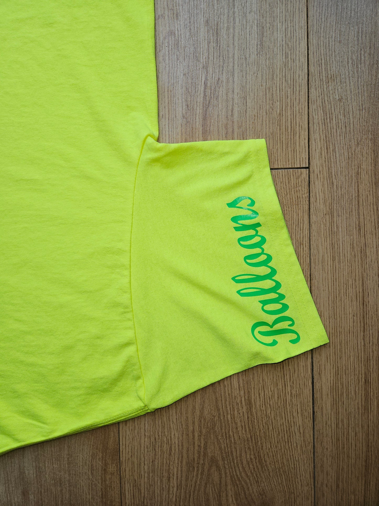 Fluo Yellow. T-Shirts with Hot Air Balloons in Bristol Graphics for Adults. Fluorescent Yellow colour.