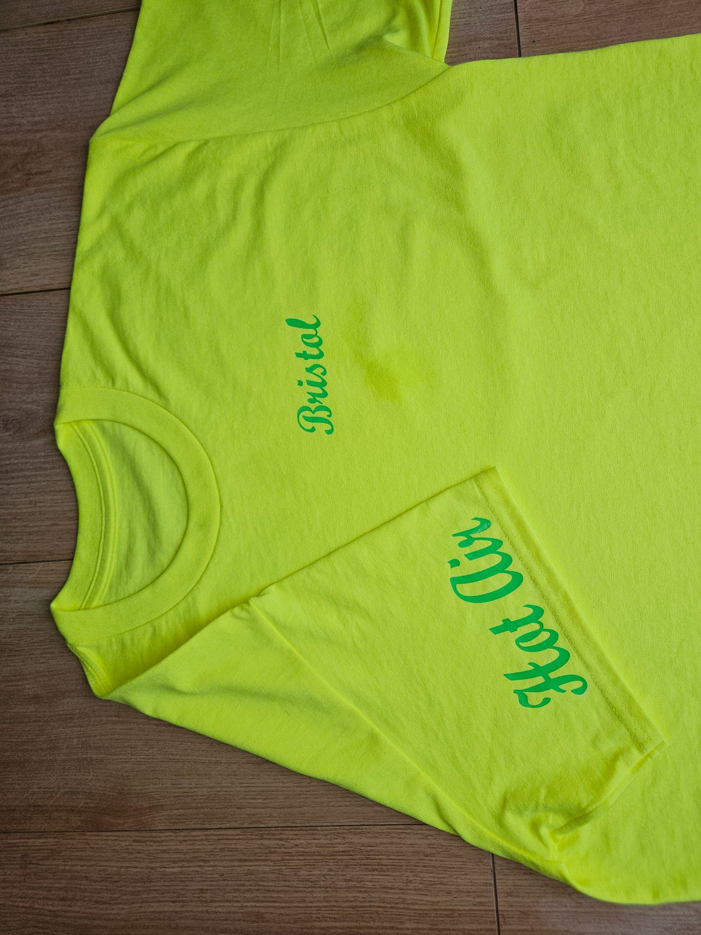 Fluo Yellow. T-Shirts with Hot Air Balloons in Bristol Graphics for Adults. Fluorescent Yellow colour.